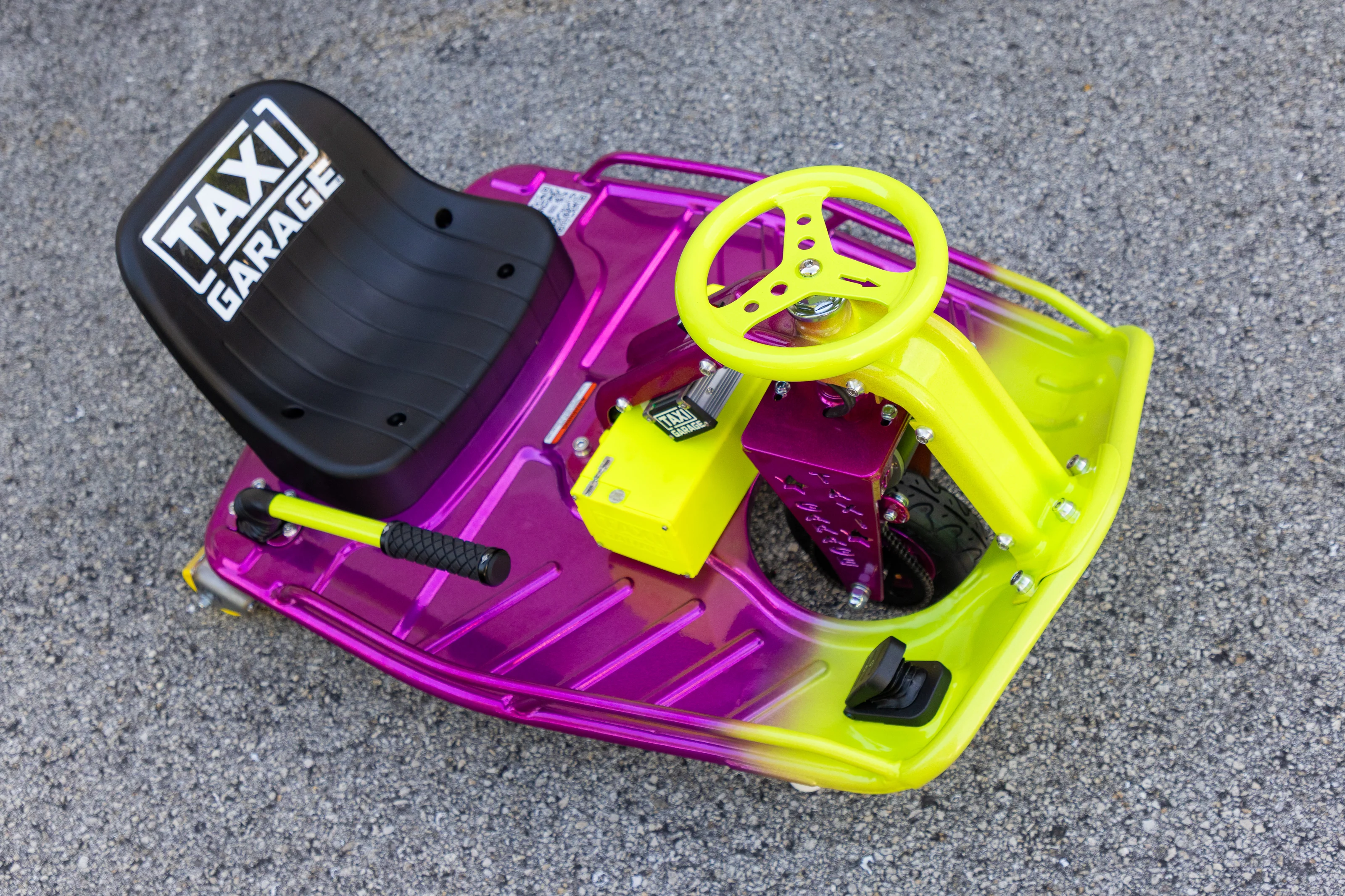 Stage 3 Taxi Garage Crazy Cart Bright Fade INVENTORY - Image 3