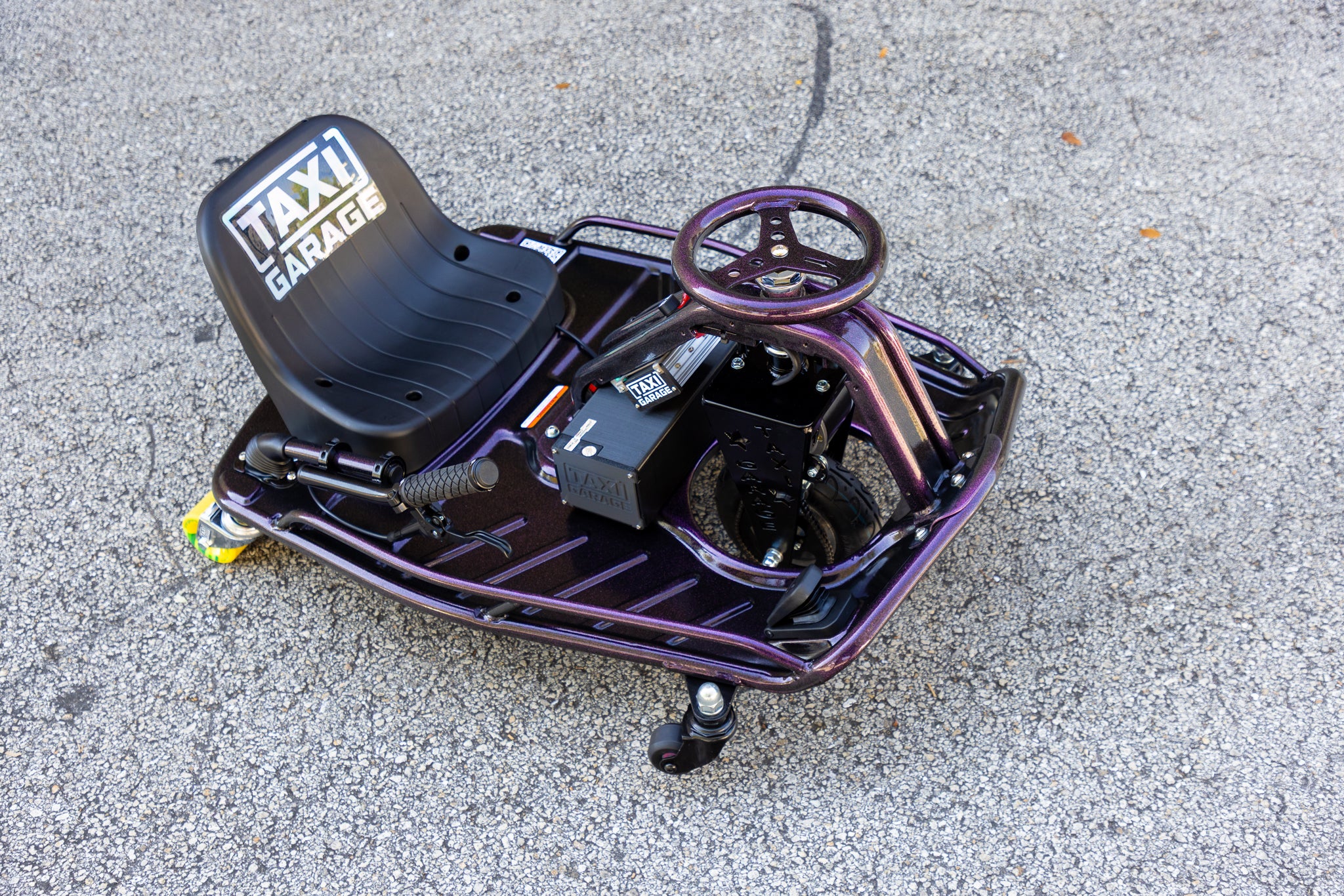 Stage 3 Taxi Garage Crazy Cart Chameleon Cherry INVENTORY - Image 3
