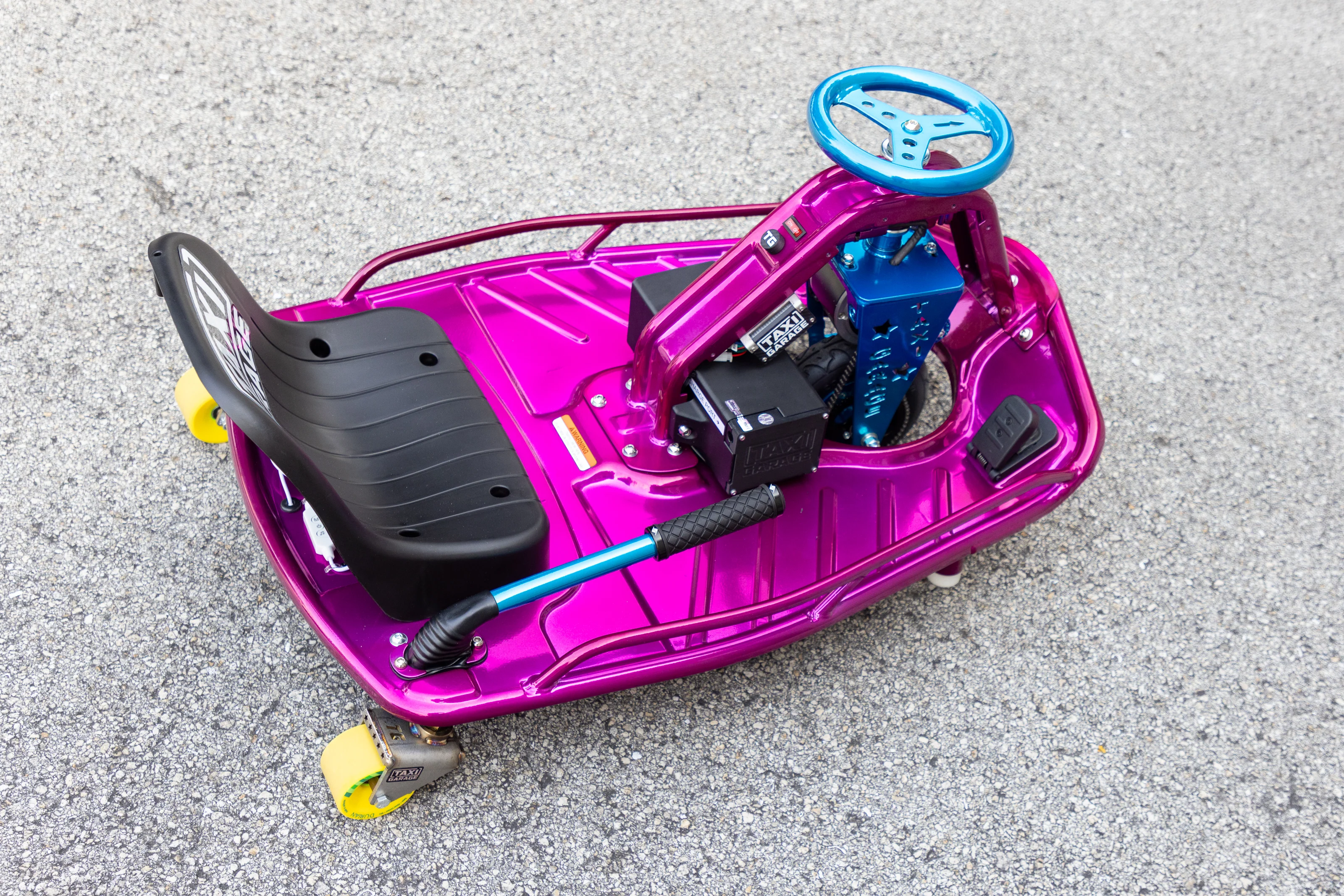 Stage 3 Taxi Garage Crazy Cart Shaded Raspberry INVENTORY - Image 6