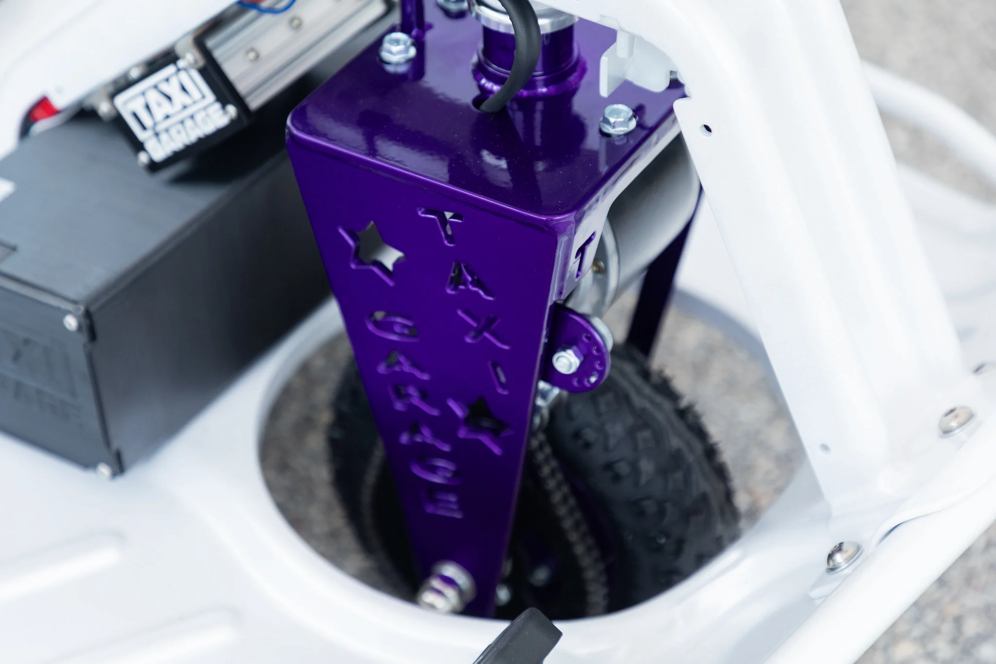 Stage 3 Taxi Garage Crazy Cart White/Purple INVENTORY - Image 4
