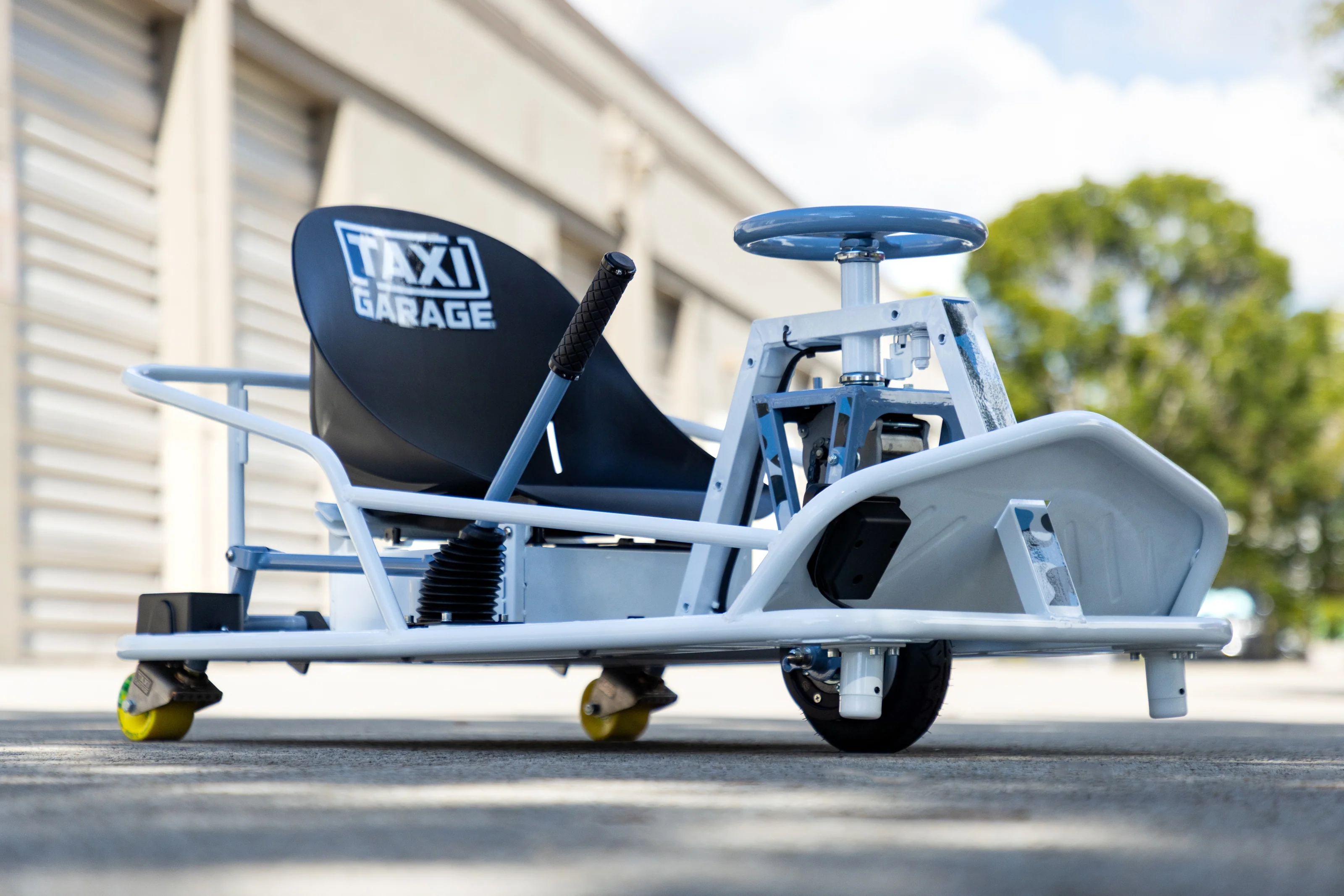 Stage 3 XL "Snow Camo" Taxi Garage Crazy Cart INVENTORY - Image 6