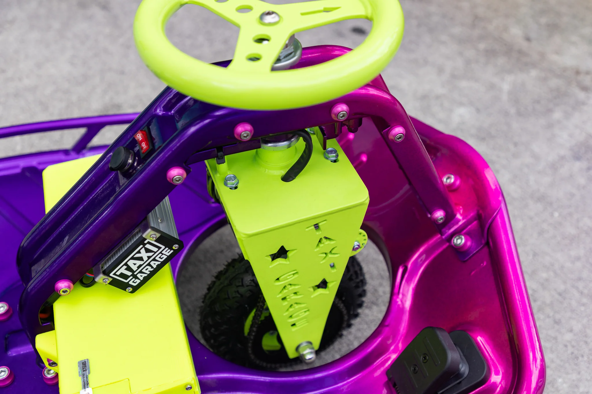 Stage 4 Taxi Garage Crazy Cart Gradient Fade INVENTORY - Image 8